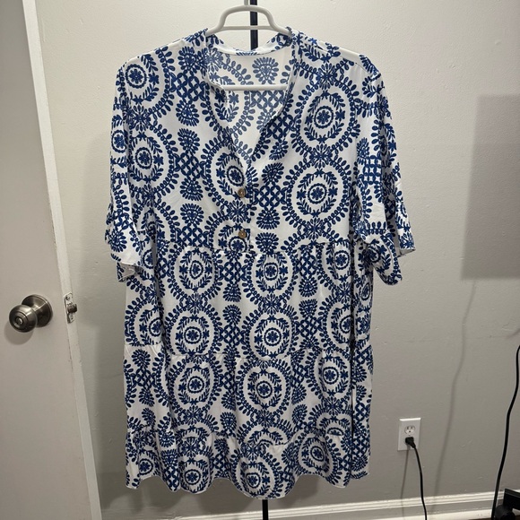 SHEIN Blue and White Tunic Dress - Picture 1 of 3